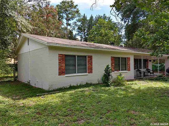 2nd image of 3301 NW 51st Pl