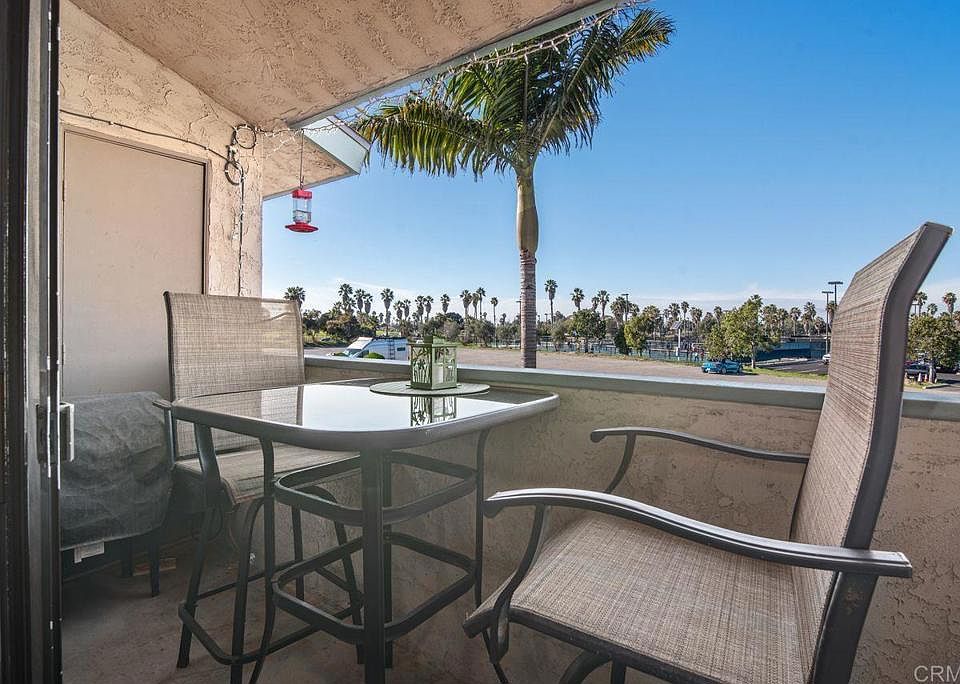 1st image of 4572 W Point Loma Blvd
