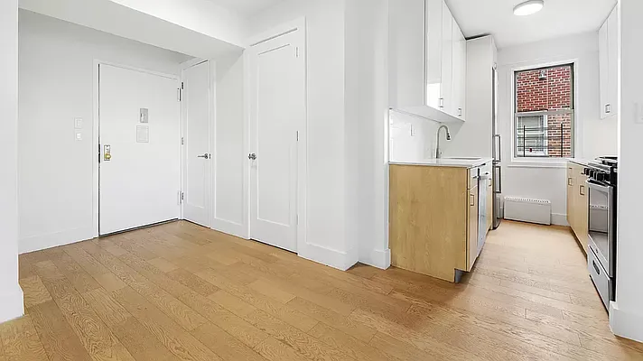 Rented by REAL New York | media 6