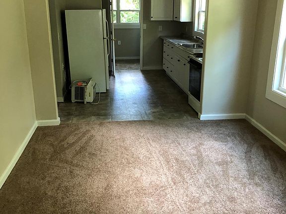 Band new flooring and cabinets! Fresh paint! 