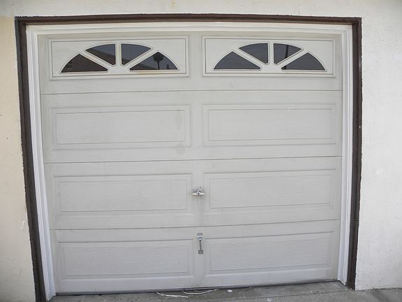 roll up garage door