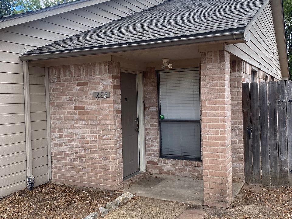 1st image of 612 Cross Timbers Dr