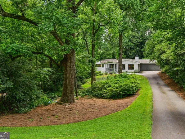5920 Hilderbrand Dr, Sandy Springs, GA 30328