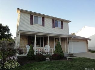 43948 Fredericksburg St, Canton, MI 48188