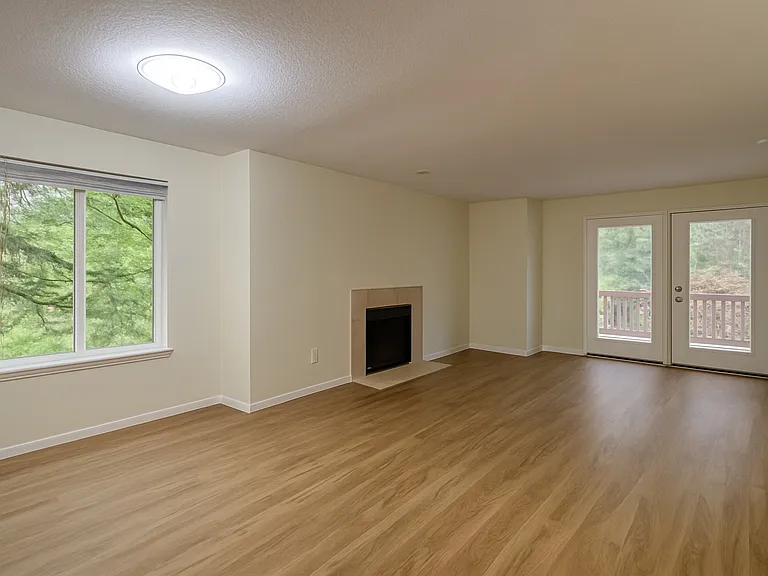 15150 SW Barcelona Way — Photo 3