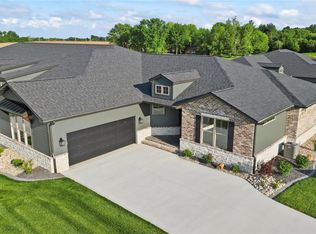 1201 E Wesley Dr, O'Fallon, IL 62269