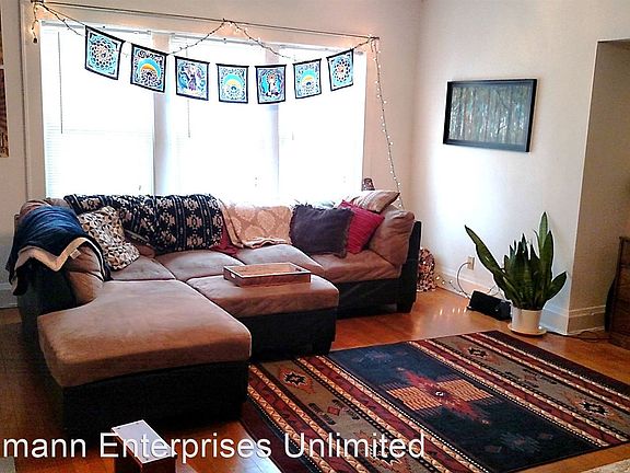 4th image of 2957 N Bartlett Ave APT 4