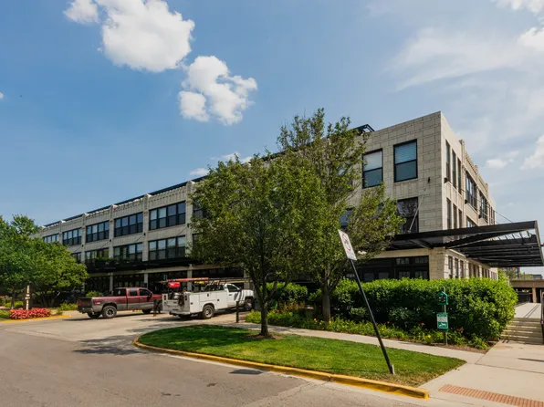 1151 W 15th St Unit 241, Chicago, IL 60608