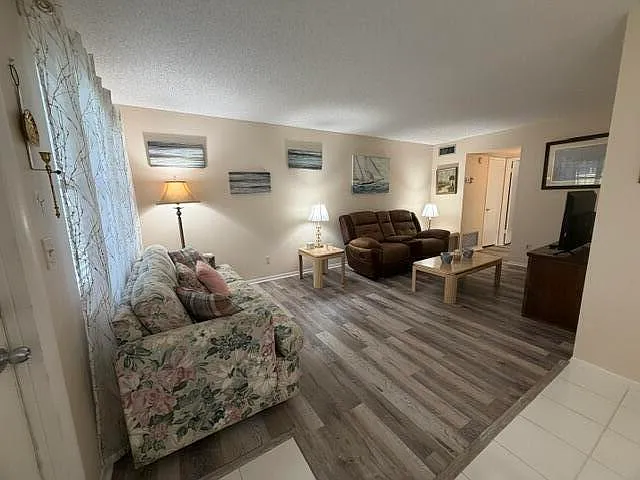 16 Vista Palm Ln #105 — Photo 7