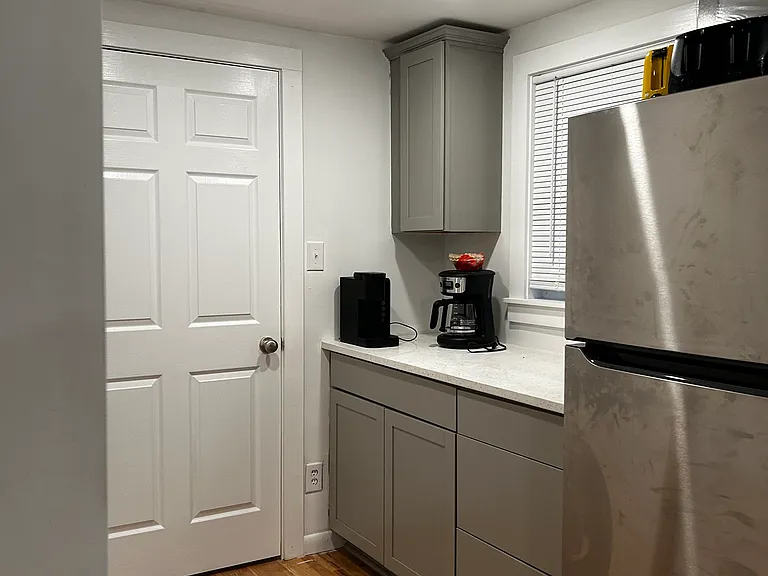 2202 Harden St — Photo 6