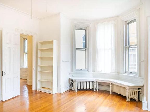 2nd image of 3410 Baring St Floor 2