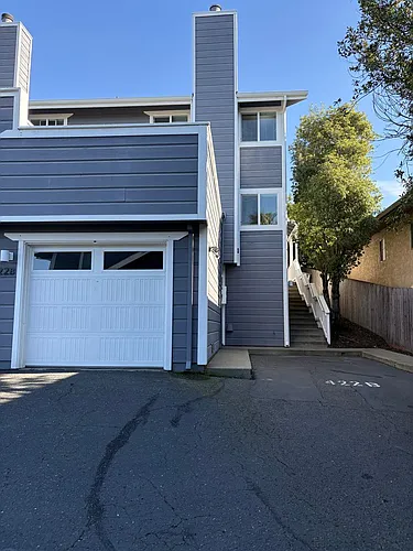 422 Upham St #422B Photo 1