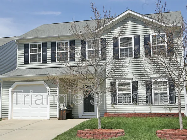 1909 Raj Dr, Durham, NC 27703