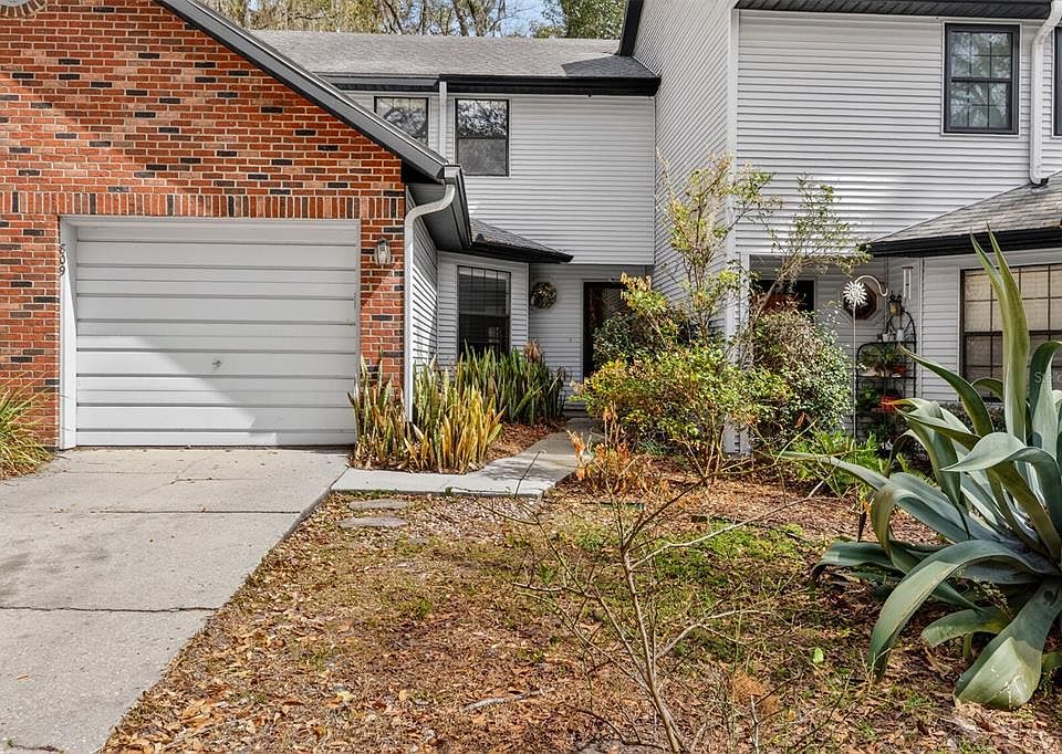 1st image of 809 NW 42nd Ter