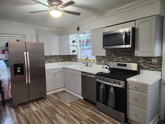 5th image of 37160 N Summerfield Dr