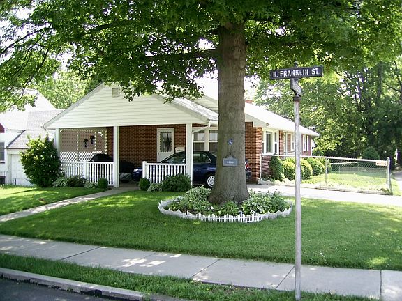 2nd image of 1200 N Franklin St