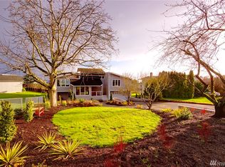 7819 SW 259th Pl, Vashon, WA 98070