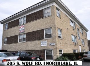 205 S Wolf Rd APT 03, Northlake, IL 60164