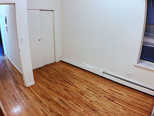 3rd image of 251 W 97th St APT 1G