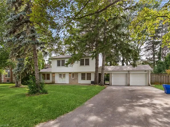 24 Valloncliffe Rd, Markham, ON L3T 2W8