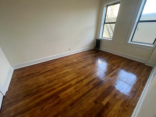 Rented by Queens Apartments Realty LLC | media 4