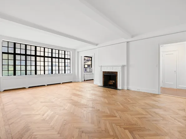 439 East 51st Street image 1 of 14