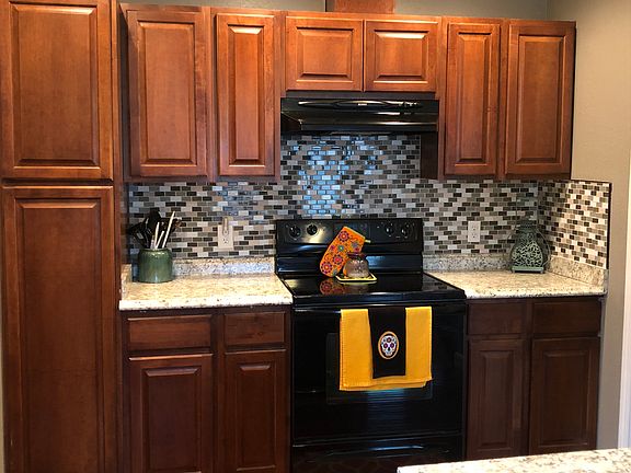 2nd image of 2904 Wilmans Dr