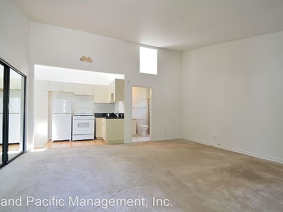 3rd image of 803 N Lucia Ave #B
