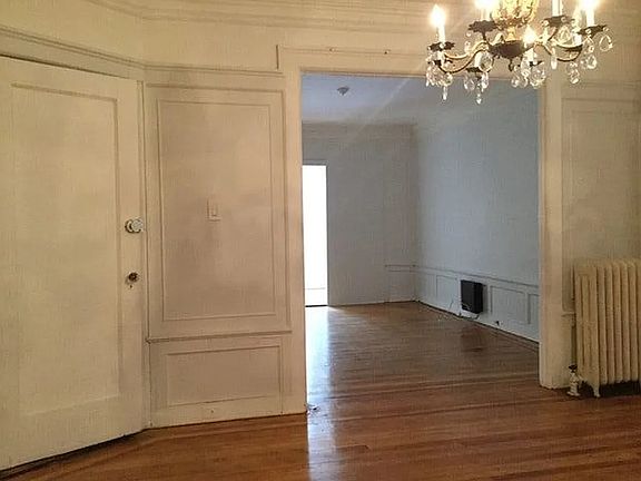 2nd image of 258 Sullivan Pl #1