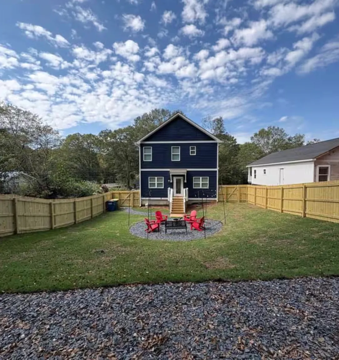 5 bed, 5.5 bath, 2001 sqft, $5,500 — Photo 3
