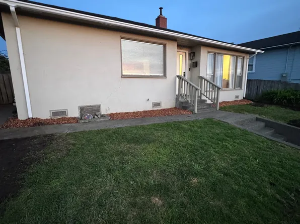 (undisclosed Address), Fort Bragg, CA 95437