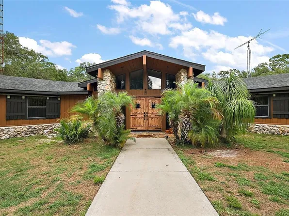 672 E Belt Ave, Bushnell, FL 33513