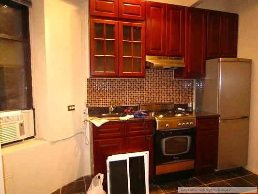 Rented by Bond New York | media 5