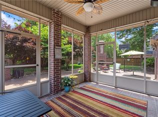 5203 SW Newcastle Rd, Bentonville, AR 72713