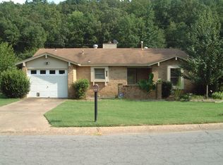 1307 Nicole Dr, N Little Rock, AR 72118