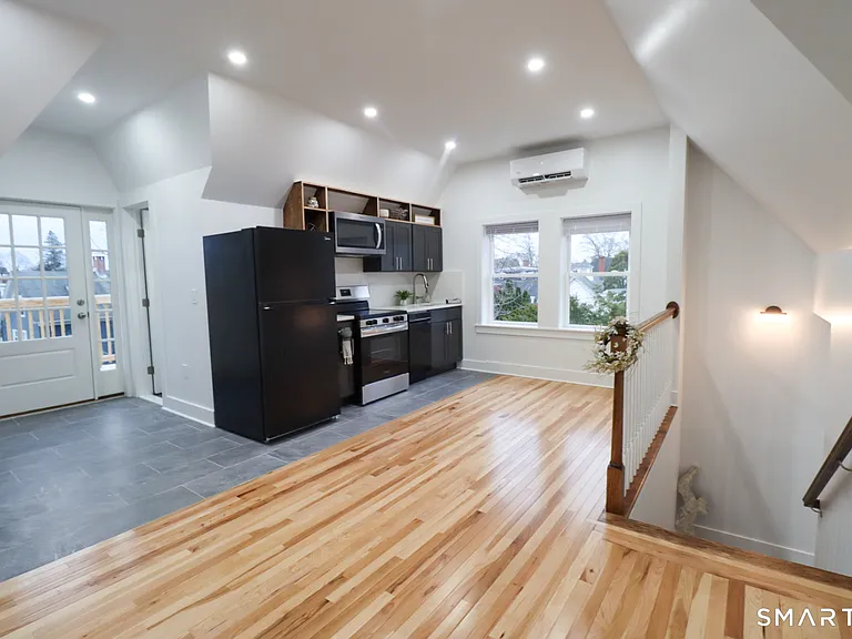 55 Channing St #3 — Photo 2