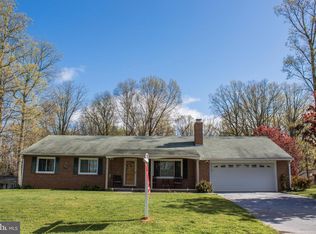1034 Oak Dr, Westminster, MD 21158