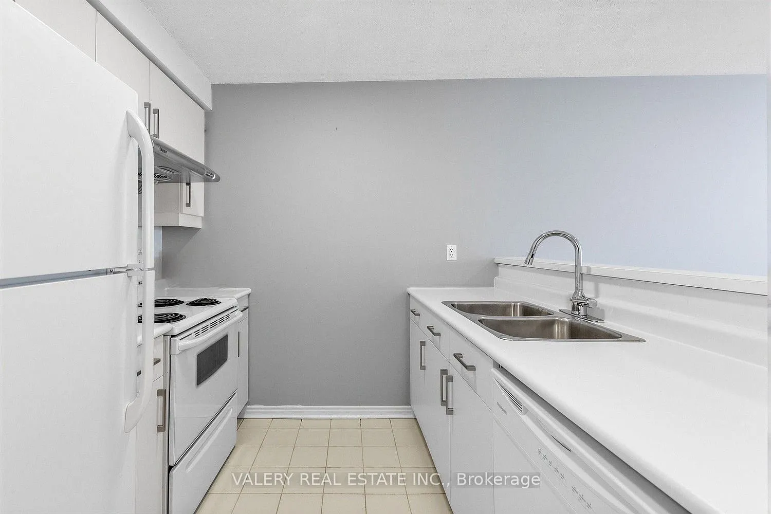 2 bed, $2,500 — Photo 4