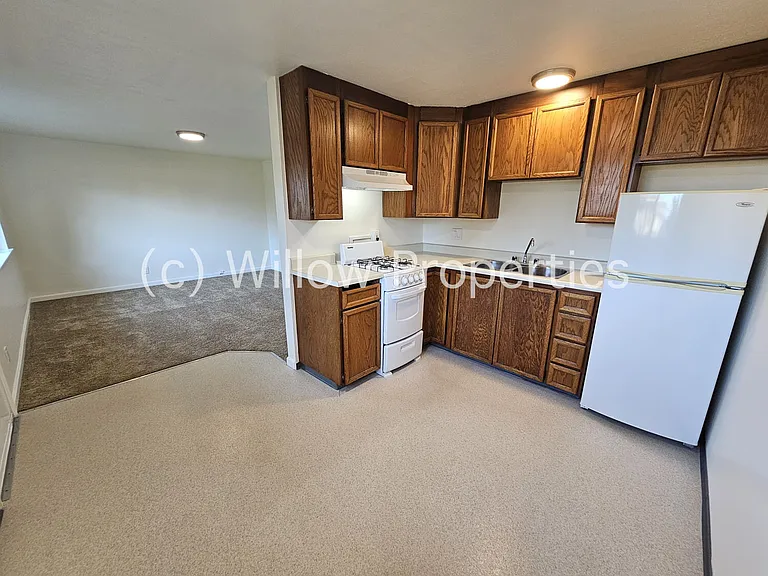 9205 Hipkins Rd SW #C — Photo 2
