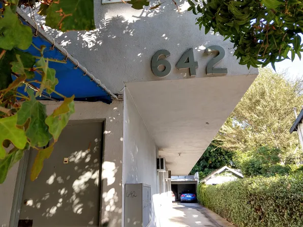 642 Huntley Dr APT 3, West Hollywood, CA 90069
