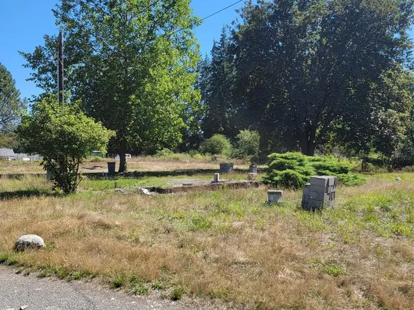 8411 356th Street S, McKenna, WA 98558