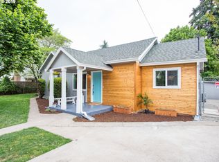 15560 SE Rainier Ave, Clackamas, OR 97015