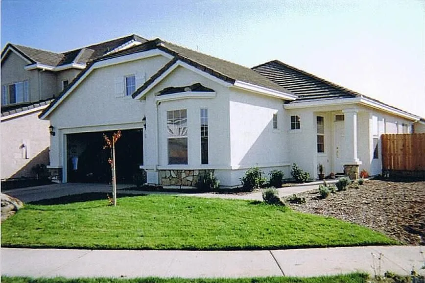 1386 Jenner Dr photo 1