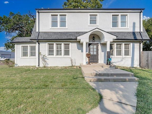 2nd image of 1501 N Waco Ave
