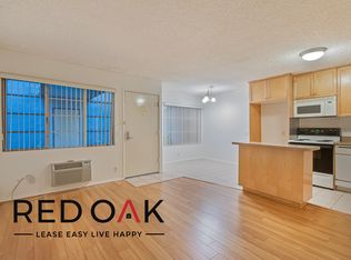 20200 1/2 Sherman Way #119, Winnetka, CA 91306