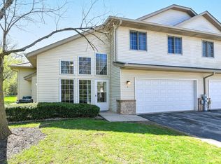 2409 Fox River Pkwy UNIT C, Waukesha, WI 53189