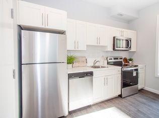 753 Wolseley Ave #STUDIO, Winnipeg, MB R3G1C4