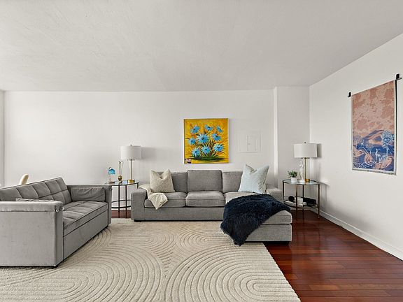 3rd image of 100 Manhattan Ave APT 2115