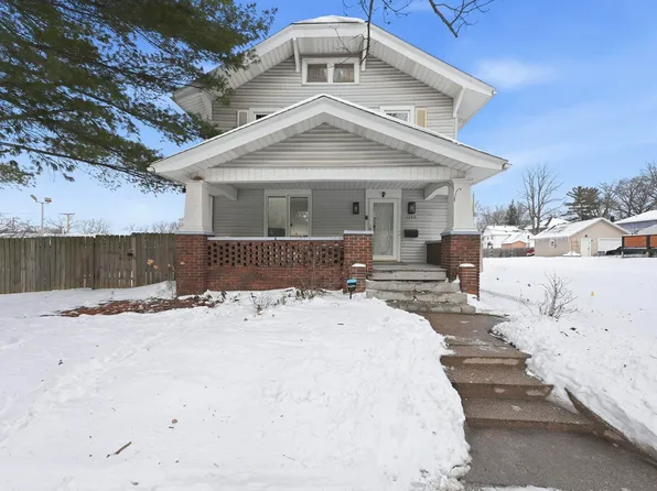 1240 W Oakdale Dr, Fort Wayne, IN 46807