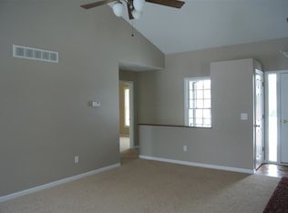 23286 Arbor Pointe Dr, South Bend, IN 46628